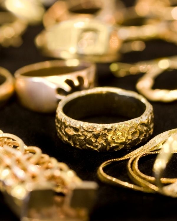 Sell gold for cash in North Miami Beach